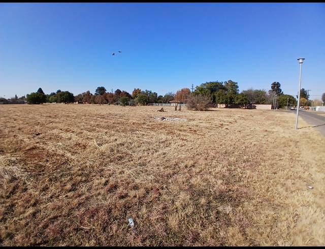 4,108M² VACANT LAND FOR SALE IN HENLEY ON KLIP